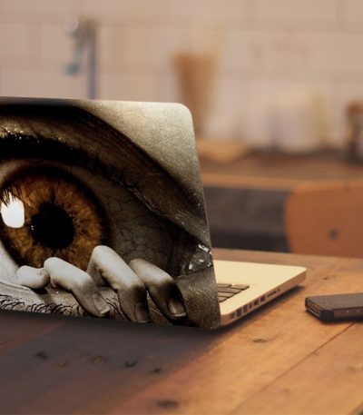 Αυτοκόλλητο Λάπτοπ " Eye Hand "