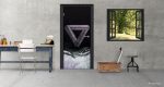Αυτοκόλλητο Πόρτας "Strange Triangle"