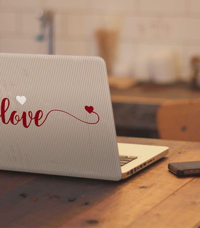 Αυτοκόλλητο Λάπτοπ "Love"