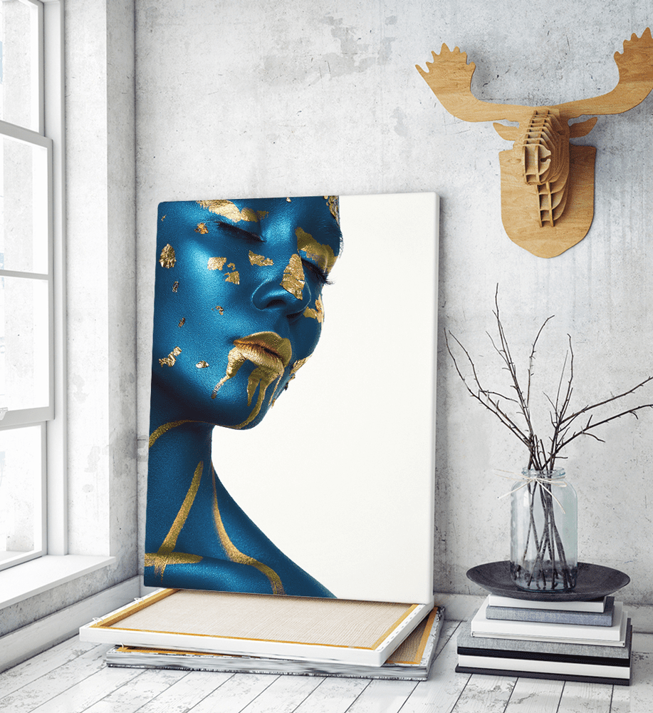 Πίνακας σε Καμβά : woman makeup blue and gold