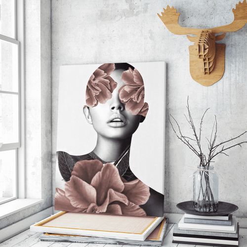 Πίνακας σε Καμβά : Pink Floral Portrait Woman