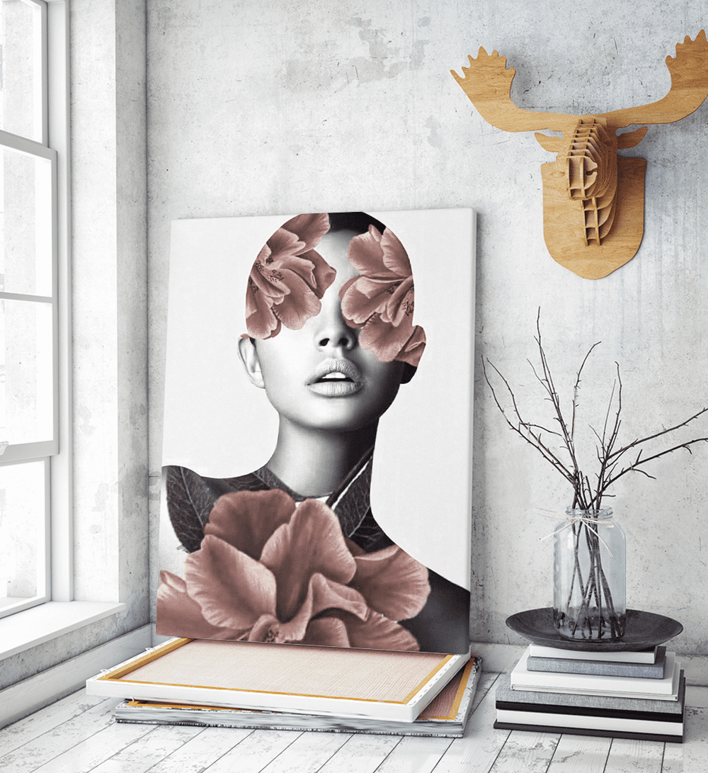 Πίνακας σε Καμβά : Pink Floral Portrait Woman