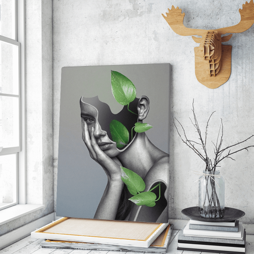 Πίνακας σε Καμβά : Woman Portrait Leaf