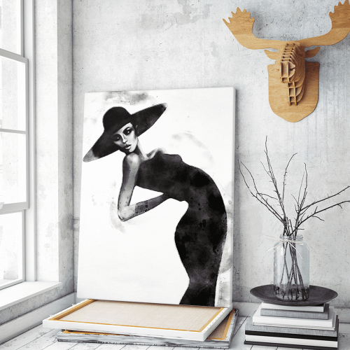 Πίνακας σε Καμβά : Black and White Pose Lady