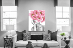 Πίνακας σε Καμβά : Black And White Lady with Blossom